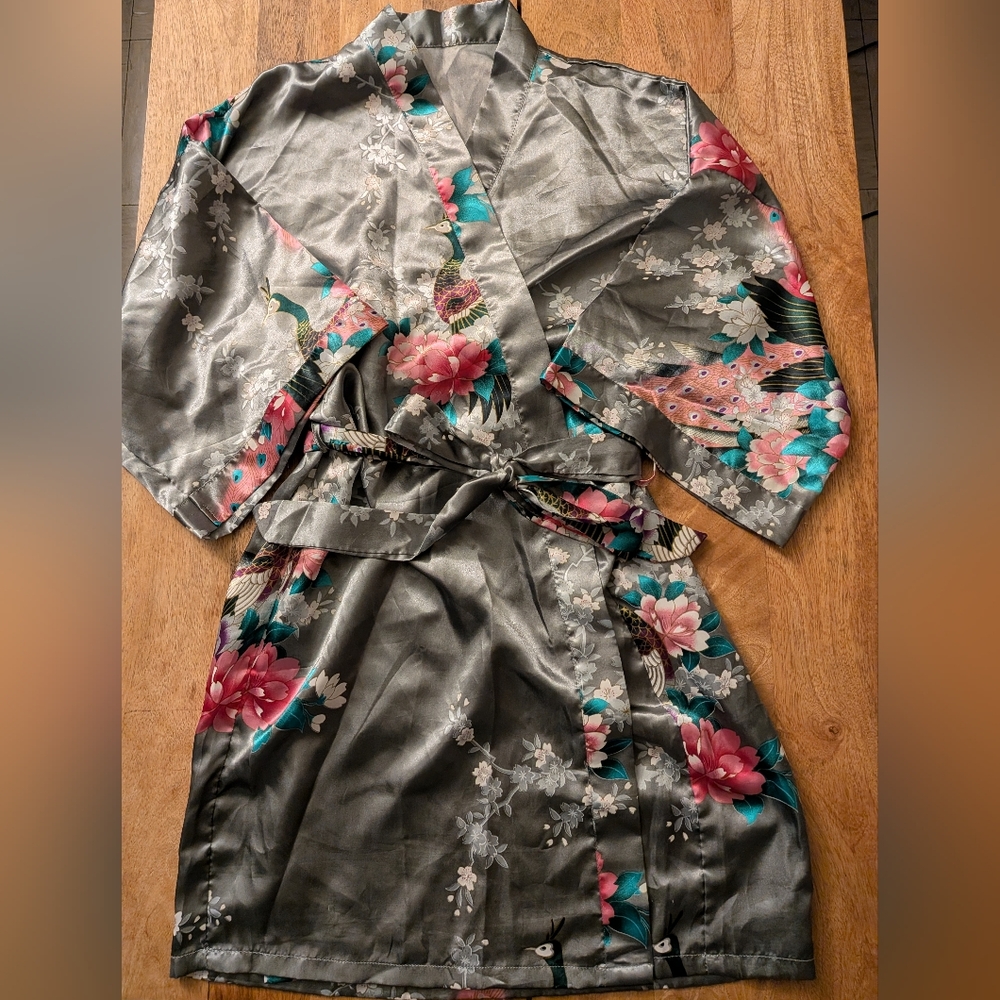 Elegant Floral Satin Kimono Robe